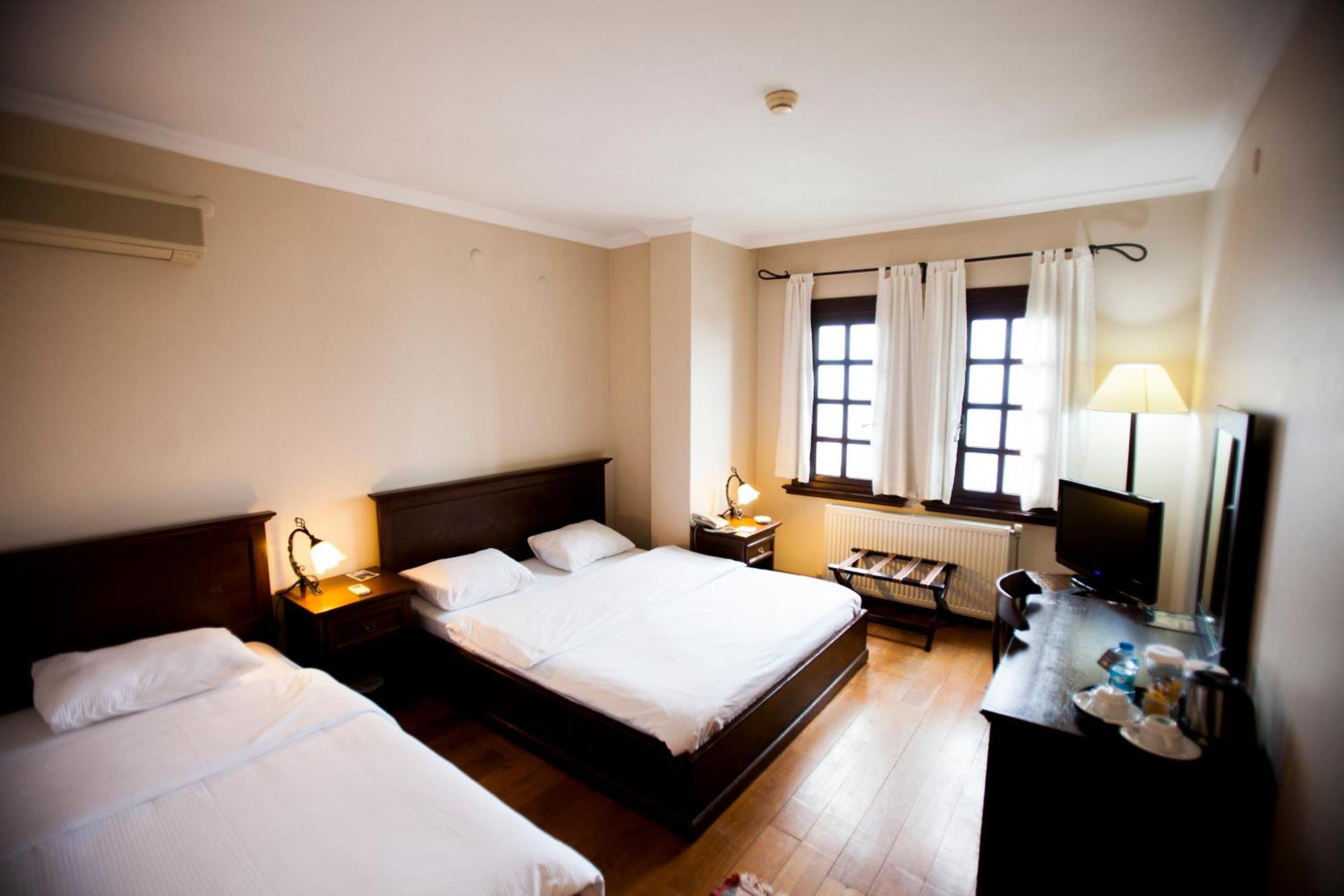Zinos Hotel Sinop Exterior photo
