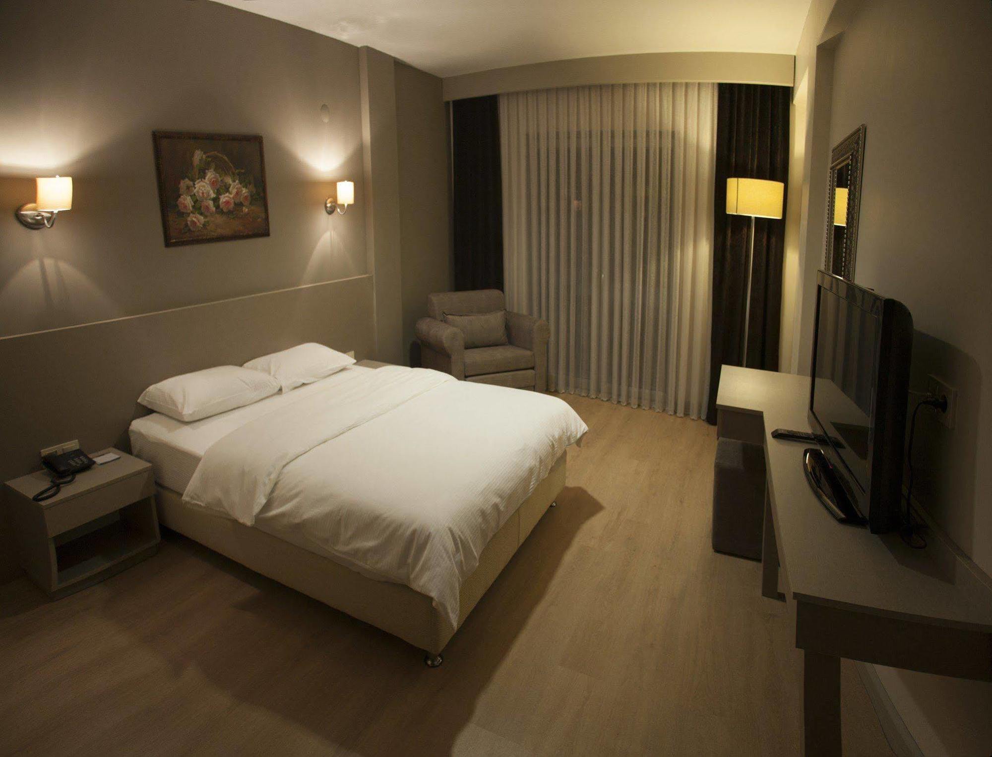 Zinos Hotel Sinop Exterior photo